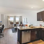 1Br Chic & Elite Apt In Hyde Park - Shoreland 714