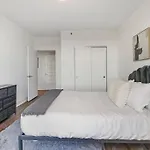 1Br Chic & Elite Apt In Hyde Park - Shoreland 714