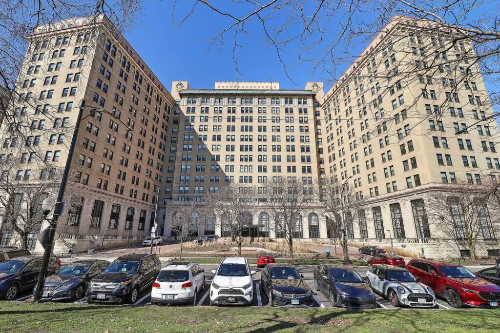 1br Chic & Elite Apt In Hyde Park - Shoreland 714 * Chicago